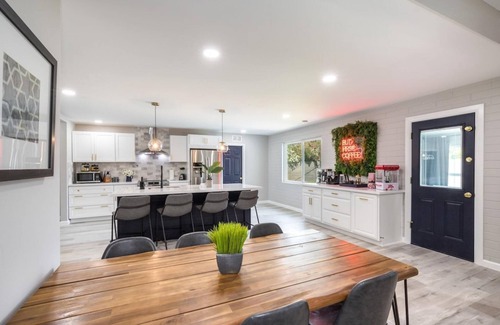 Melrose Village Villa | Coffee Lovers Paradise