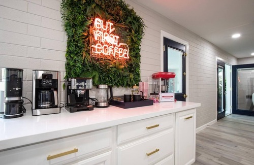 Melrose Village Villa | Coffee Lovers Paradise