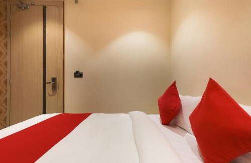 Bhopal Hotel | Collection O Hotel Harriot