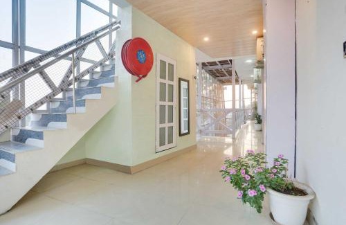 Haldwani Hotel | Collection O Jamrani