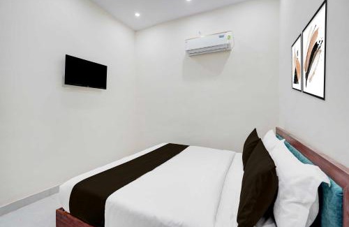 Mat Hotel | Collection O Shree Ji Puram Near Prem Mandir