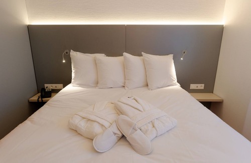 Colmar Hotel | Colmar Hotel