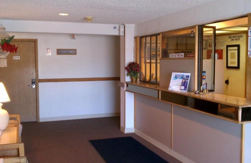 Bullhead City Hotel | Colorado River Value Inn