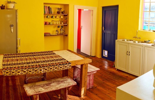 Cape Town City Centre House | Colourful Gypsy Cottage - Central Cape Town Getaway