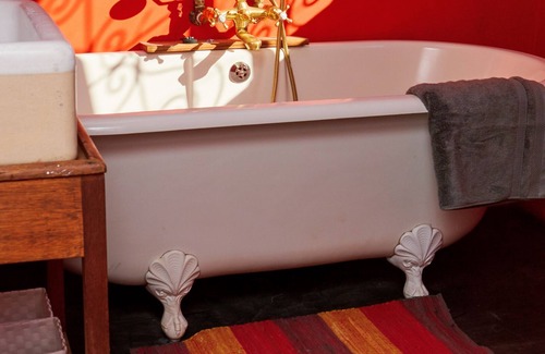 Cape Town City Centre House | Colourful Gypsy Cottage - Central Cape Town Getaway