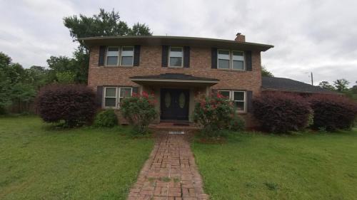 West Columbia House | Columba GetAway