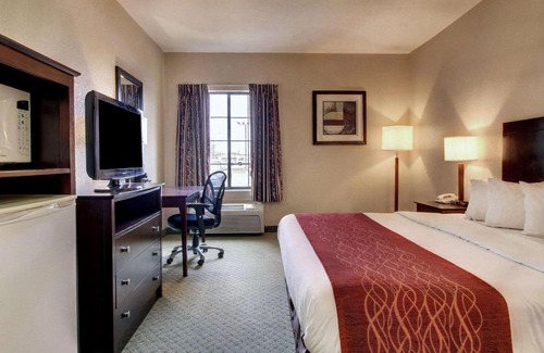 Columbia Hotel | Columbia Inn & Suites