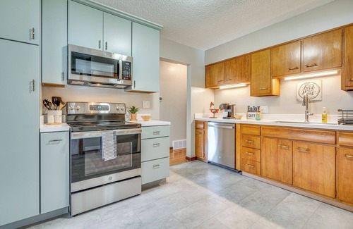 Columbus House | Columbus Vacation Rental, 7 Mi to Downtown!