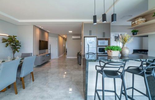 Centro Apartment | Com garagem e vista mar em Itapema SP8184