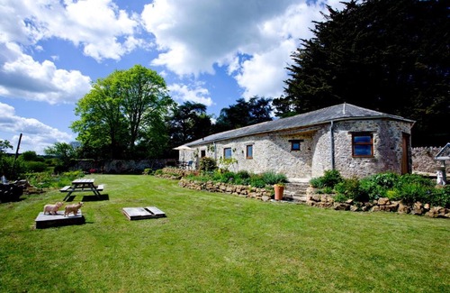 Wadeford House | Combe Barn