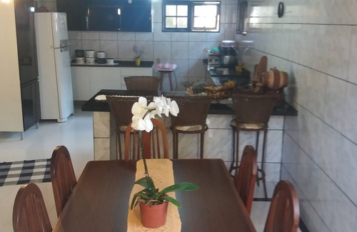 Mambucaba House | Come and enjoy our cozy house and enjoy everything that surrounds us