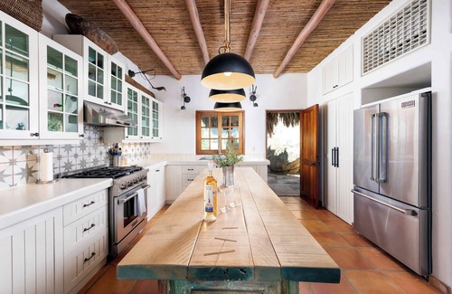 San Jose del Cabo House | Come see 49 whales a day from your patio and pool.