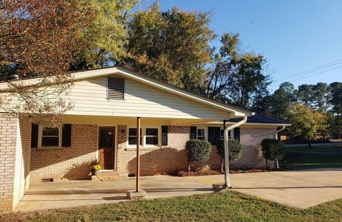 Rock Hill House | Come stay and enjoy the cozy & comfortable Frances House!