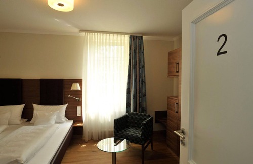 Zeiskam House | Comfort Category I - Double Room - Hotel-Restaurant Zeiskamer Mühle