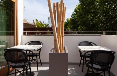 Sant Nicolau House | Comfort & Convenience! Spacious Pet-friendly Room, Large Window, Fantastic View