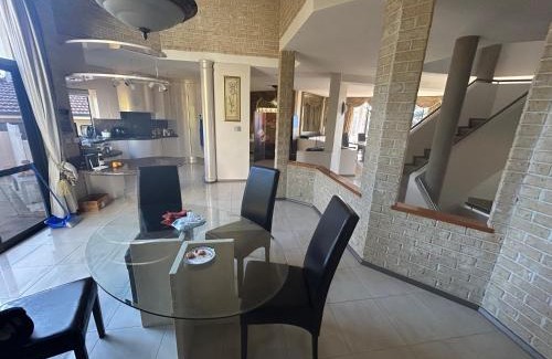 Kardinya House | Comfort Home For You豪华双人间2