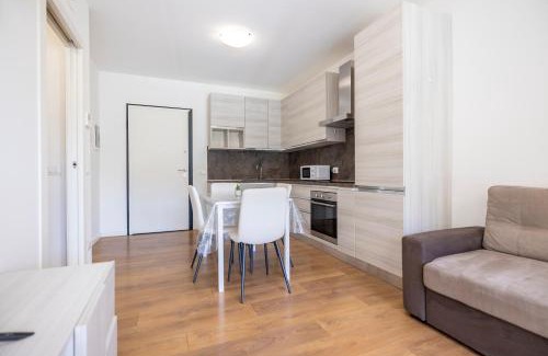 Clusone Apartment | Comfort House in centro wifi, box, ascensore