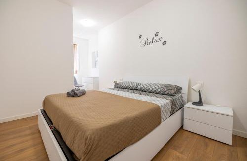 Clusone Apartment | Comfort House in centro wifi, box, ascensore
