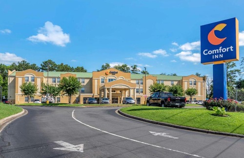 Crestline Heights Hotel | Comfort Inn Birmingham - Irondale
