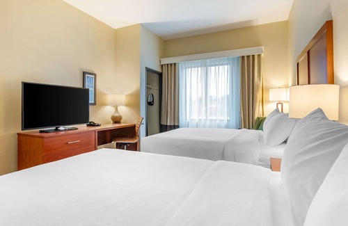 West Des Moines Hotel | Comfort Inn & Suites West Des Moines