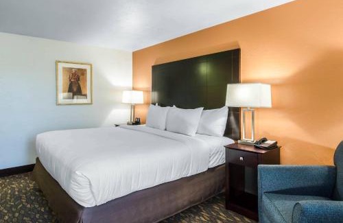 Ashland Hotel | Comfort Inn & Suites Ashland