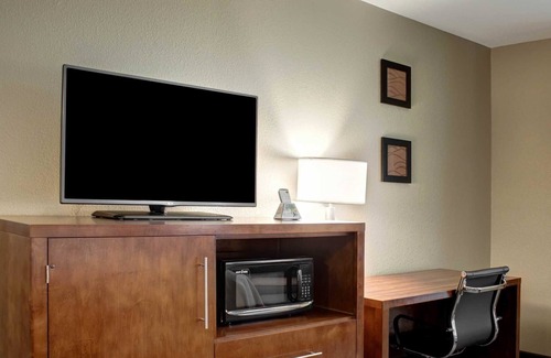 Caldwell Hotel | Comfort Inn & Suites