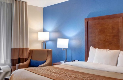 Caldwell Hotel | Comfort Inn & Suites