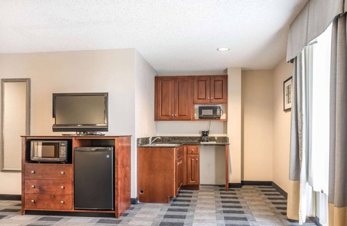 South Central Omaha Hotel | Comfort Inn SW Omaha I-80