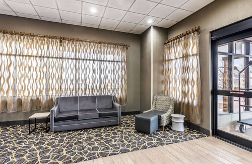 South Central Omaha Hotel | Comfort Inn SW Omaha I-80