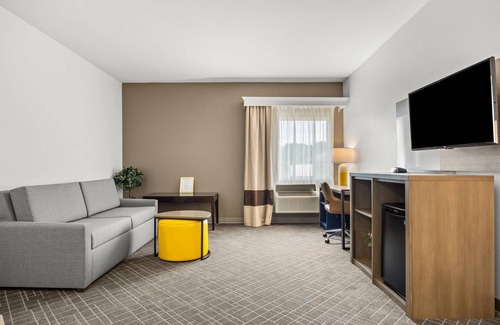 Willow Springs Hotel | Comfort Inn Willow Springs US 60 and US 63