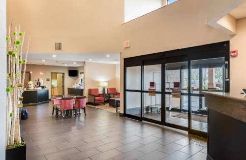 Monroe Hotel | Comfort Suites Monroe