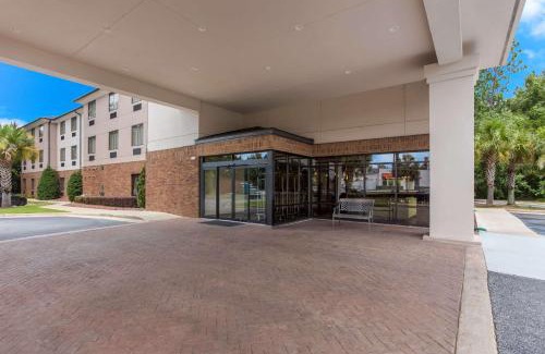 Saraland Hotel | Comfort Suites North Mobile