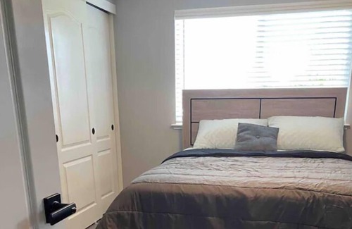 Rocklin House | Comfort Zone Guest House 2.New everything! In proximity to great amenities.