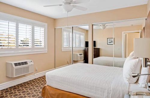 Corte Madera Hotel | Comfortable 1BR Suite | Kitchen | Outdoor Pool | Free Parking | BBQ Area