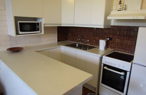 Port Vincent Apartment | Comfortable 2 bedroom Unit - Off Peak Special!