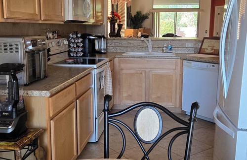 Las Campanas Village House | Comfortable 2-bedroom house with WiFi, Las Campanas area ,GV