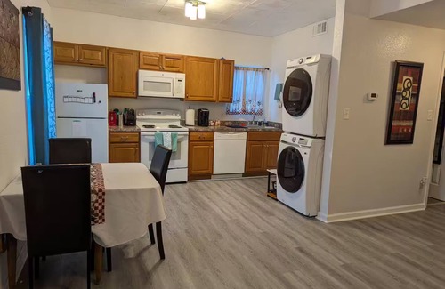 Hampton Apartment | Comfortable 2-BR apt, WiFi & AC. Between Fort Monroe & Buckroe Beach