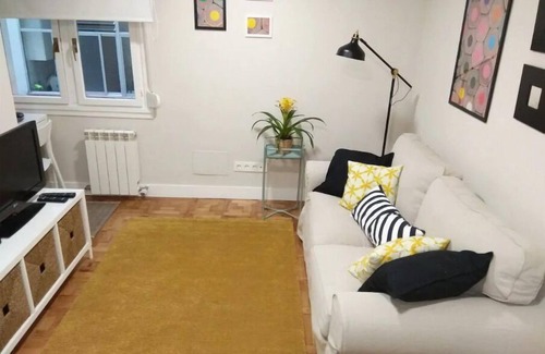 La Corredoria y Ventanielles House | Comfortable and central apartment in Oviedo