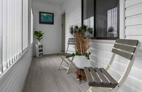 Oberon House | Comfortable and Cosy 3 Bedroom Home