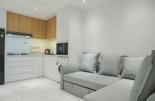 Kampung Bali Apartment | Comfortable and Simply 1BR at The Boulevard Apartment