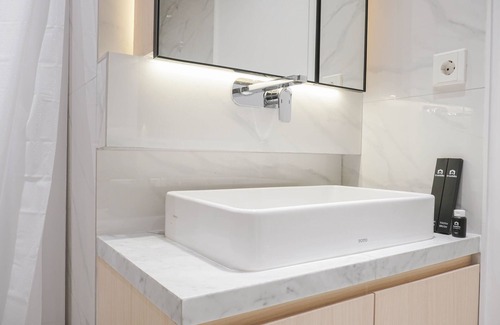 Kampung Bali Apartment | Comfortable and Simply 1BR at The Boulevard Apartment