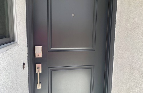 Patton House | Comfortable and Spacious Rental Home in Prime Location2-bedroomPet-Friendly