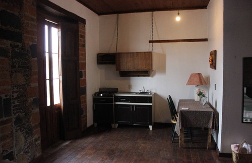 Jocotitlan Cottage | Comfortable Apartment To Take A Vacation Located In A 17th Century House