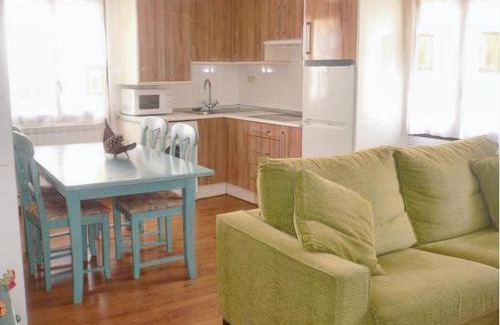 Laspaules Apartment | Comfortable Apartment with Mountain View in Laspaúles