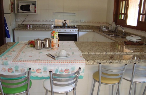 Barra do Una House | Comfortable colonial style house with 5 suites near the beach.