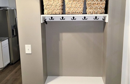 Elyria House | Comfortable, Convenient, & Spacious 3 bedroom home