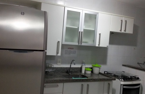 Praia do Morro Apartment | Comfortable fit with Wi-Fi in the Shopping Center Beach Shopping Center in Praia do Morro