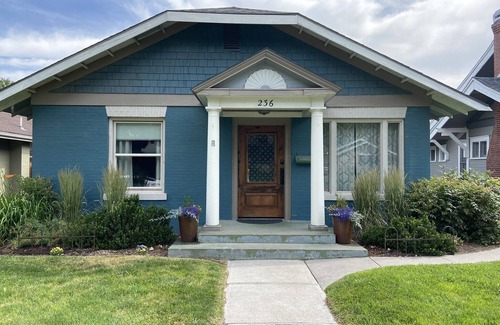 Twin Falls House | Comfortable historical home, centrally located