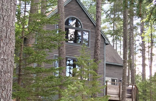 Otis House | Comfortable lake home on pristine Beech Hill Pond