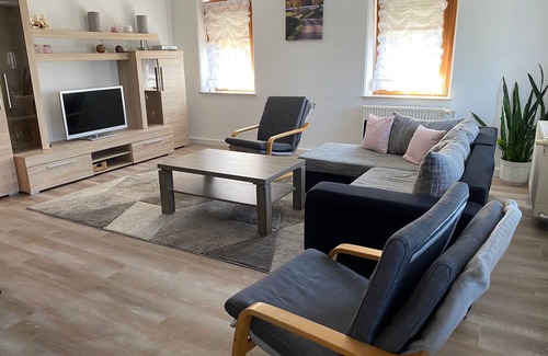 Gickelsberg Apartment | Comfortable large vacation apartment near Dresden (85sqm) free WLAN -Am Schwedenstein
